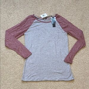 New Women's Long Sleeve Raglan Tee - Heather Gray and Maroon